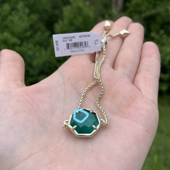 KENDRA SCOTT • Cynthia Gold Chain Bracelet - Picture 6 of 9